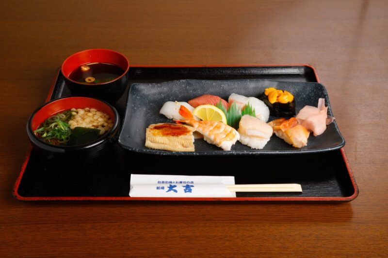 ロイヤルにぎり定食